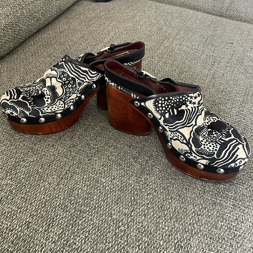 Marc Jacobs Clog Mules size 7/7.5